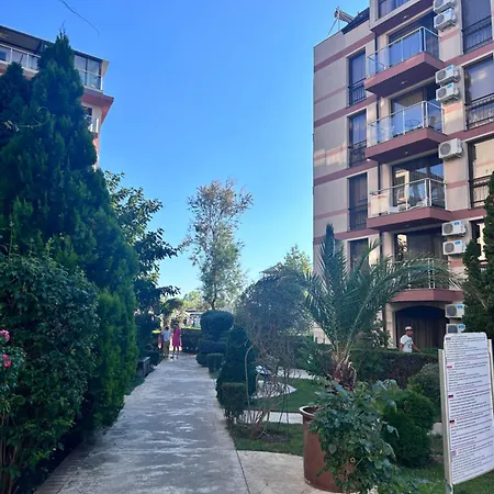 Sea 1 Apartment